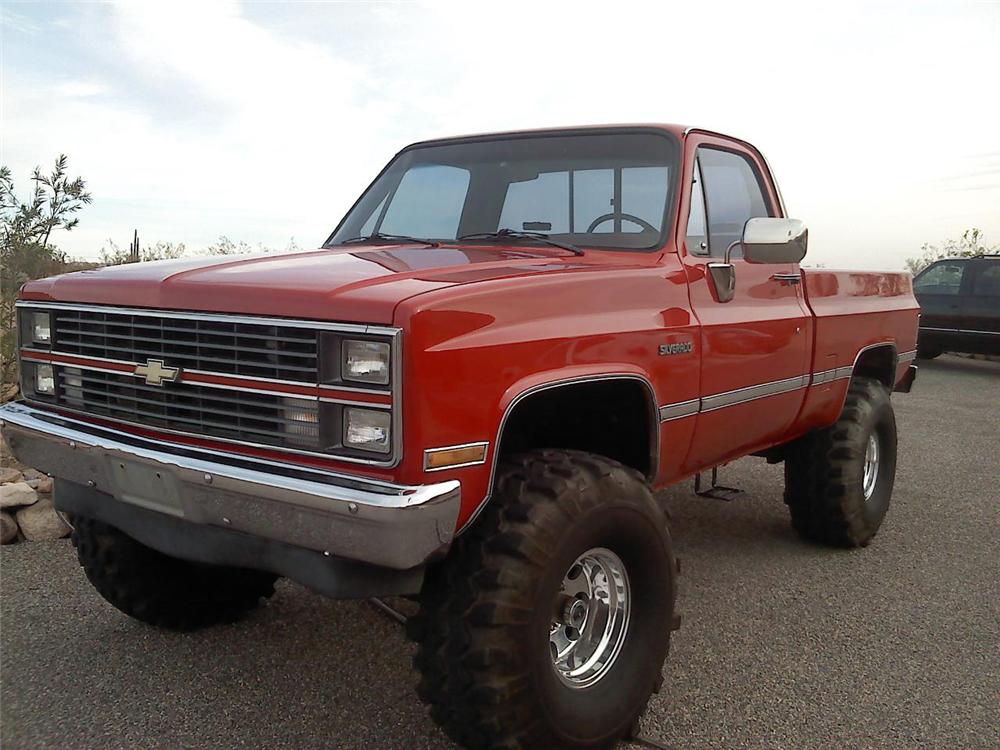 1984 CHEVROLET K10 CUSTOM PICKUP