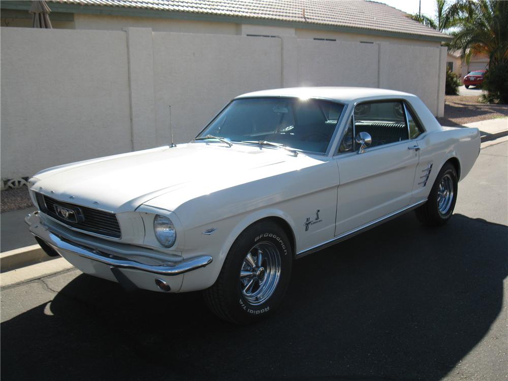 1966 FORD MUSTANG CUSTOM COUPE