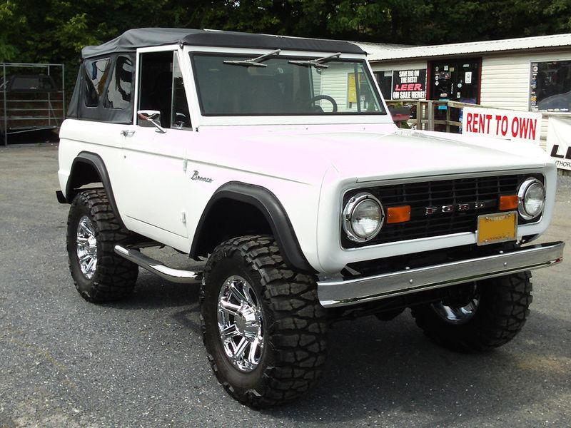 1977 FORD BRONCO CUSTOM SUV