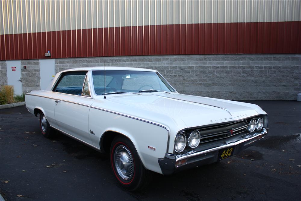 1964 OLDSMOBILE 442 2 DOOR COUPE