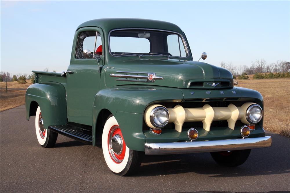 1952 FORD F-1 SHORTBOX PICKUP