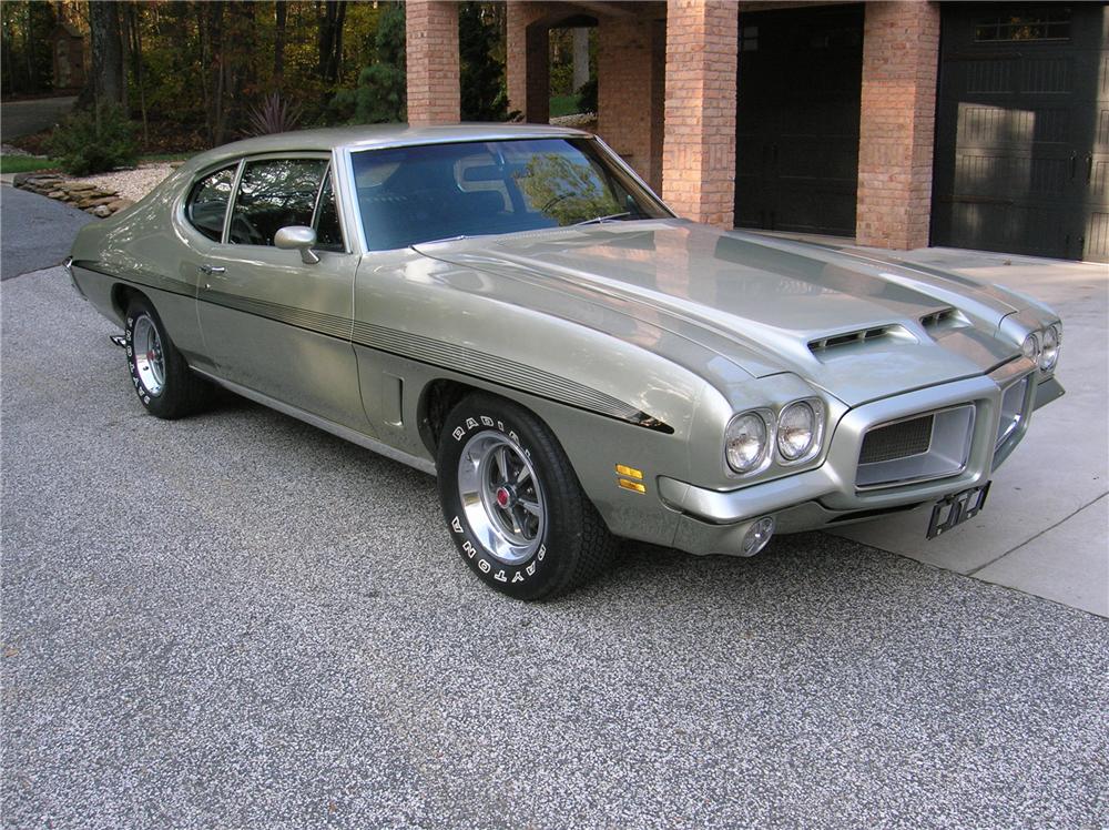 1972 PONTIAC GTO 2 DOOR COUPE