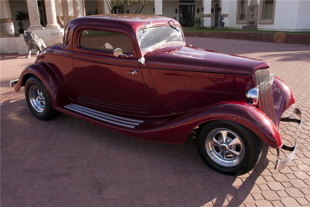 1934 FORD 3 WINDOW CUSTOM COUPE