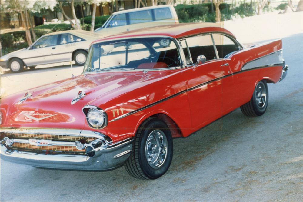 1957 CHEVROLET BEL AIR CUSTOM 2 DOOR HARDTOP