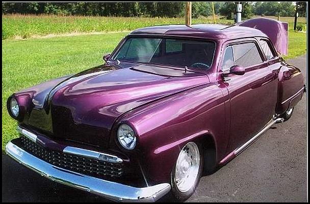 1948 STUDEBAKER CHAMPION CUSTOM SEDAN