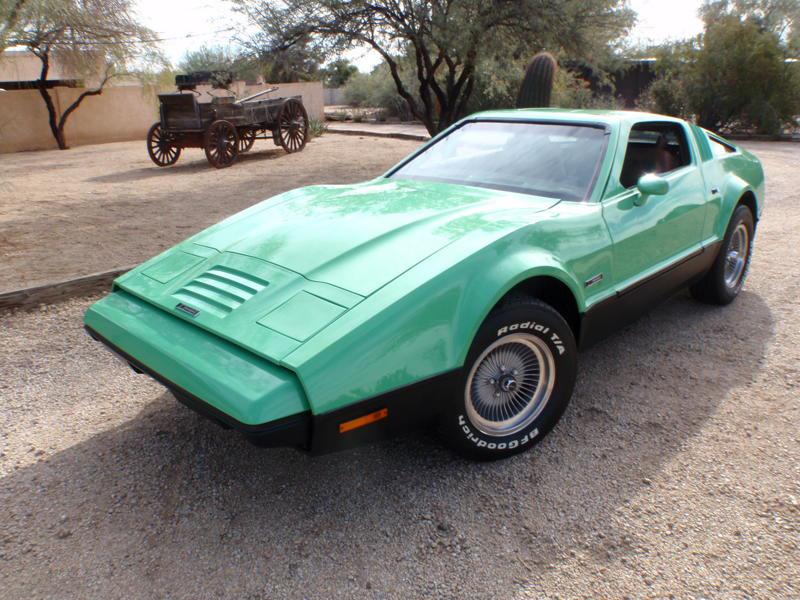 1975 BRICKLIN SV-1 2 DOOR GULLWING COUPE