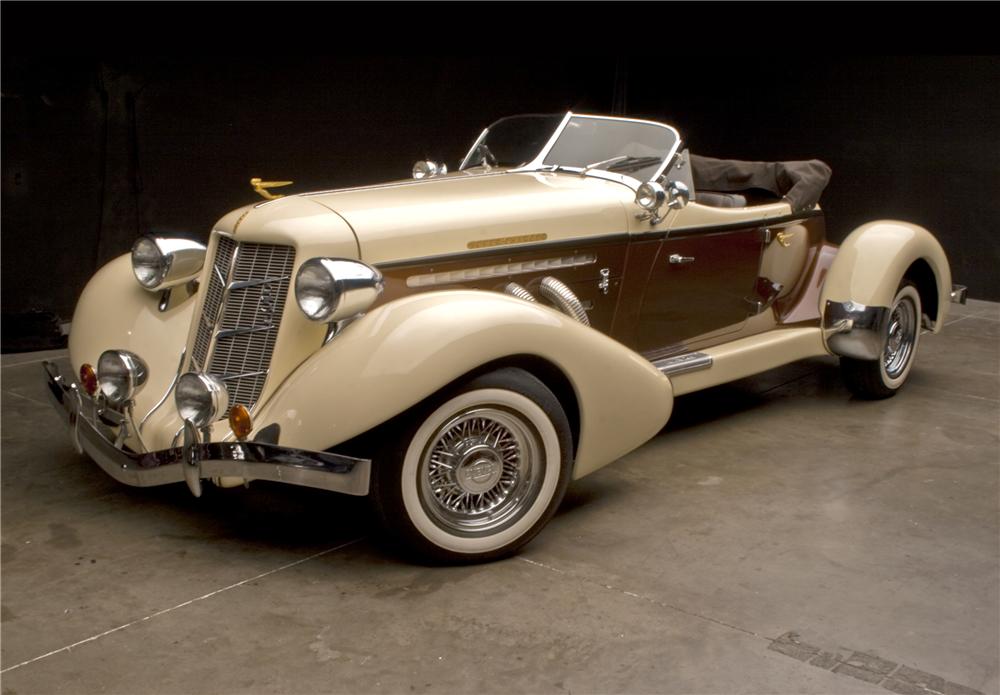 1935 AUBURN BOATTAIL SPEEDSTER RE-CREATION