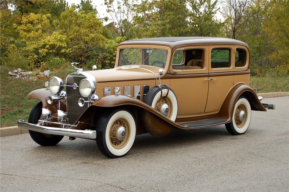 1932 LASALLE 4 DOOR SEDAN