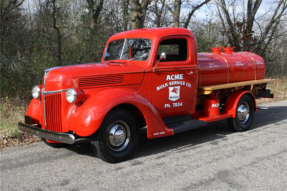 1940 FORD 3/4 TON TANKER TRUCK