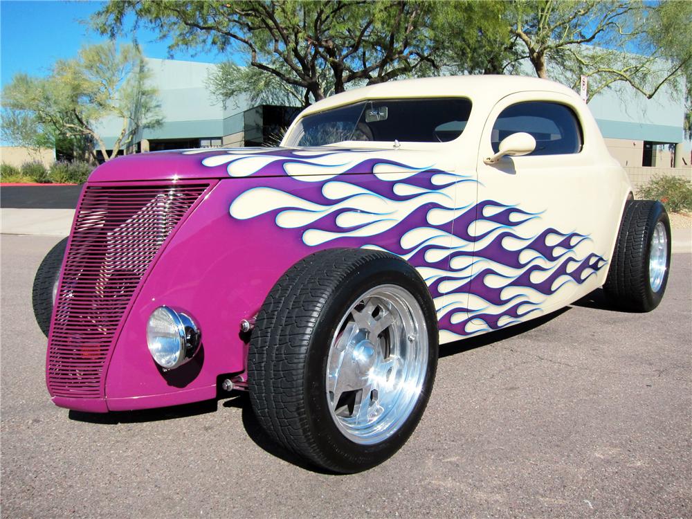 1937 FORD CUSTOM COUPE