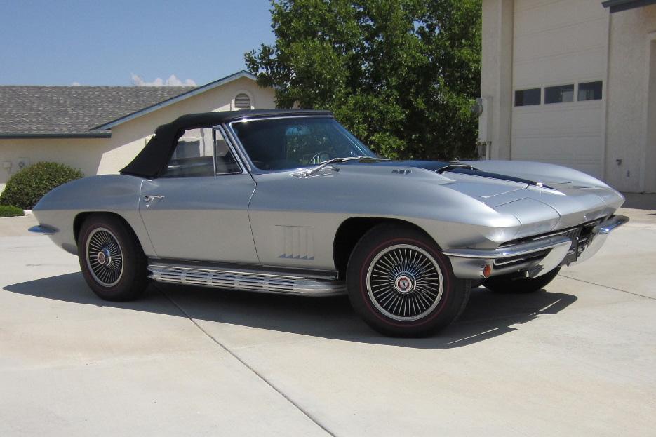 1967 CHEVROLET CORVETTE CONVERTIBLE