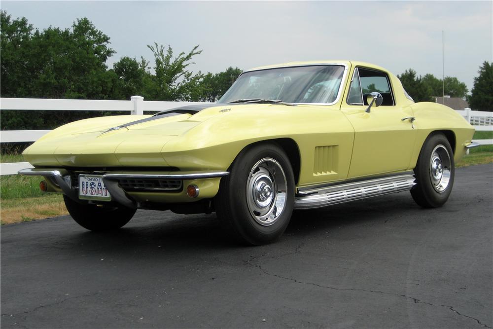 1967 CHEVROLET CORVETTE COUPE