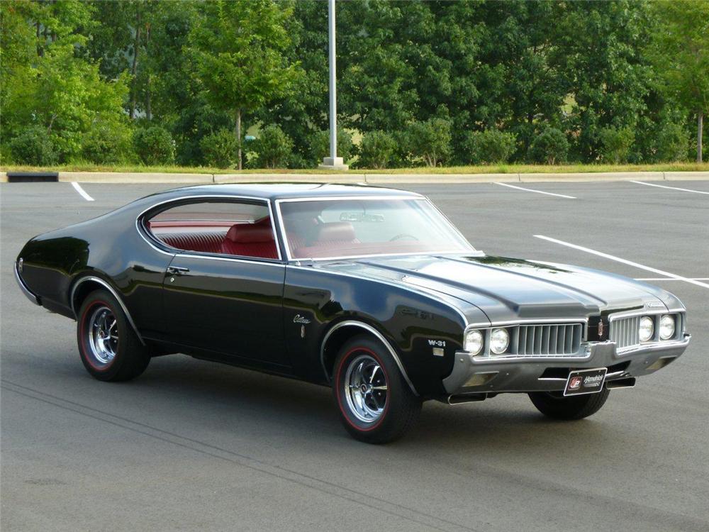 1969 OLDSMOBILE CUTLASS 2 DOOR HARDTOP