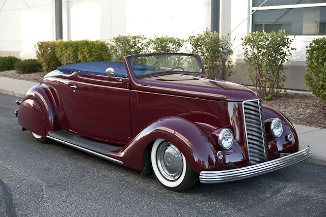 1935 FORD CUSTOM CONVERTIBLE