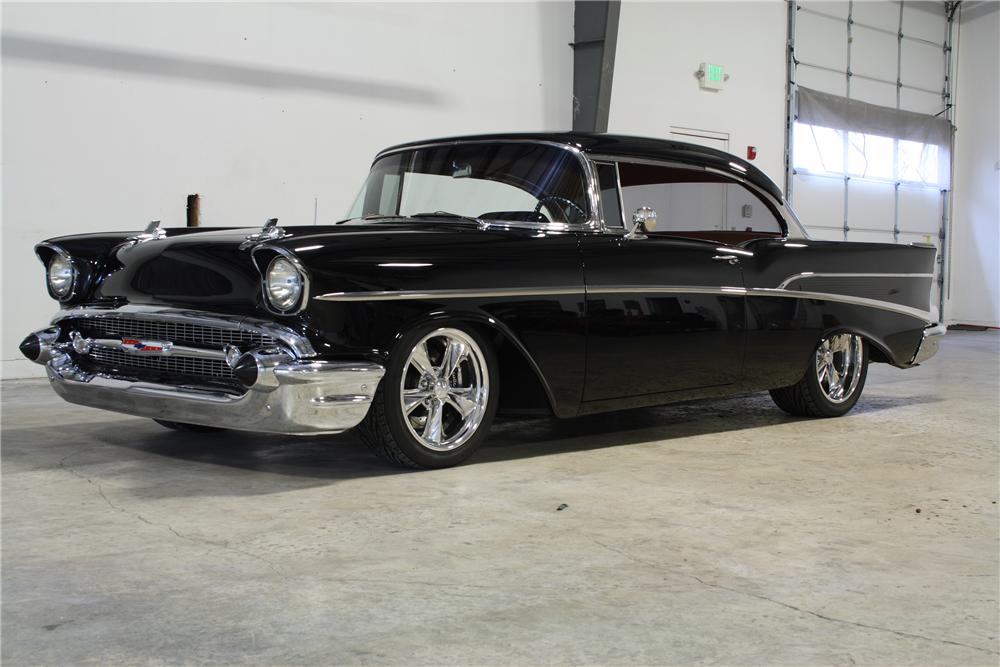 1957 CHEVROLET 210 CUSTOM 2 DOOR HARDTOP