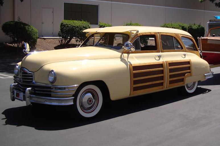 1950 PACKARD WOODY SEDAN