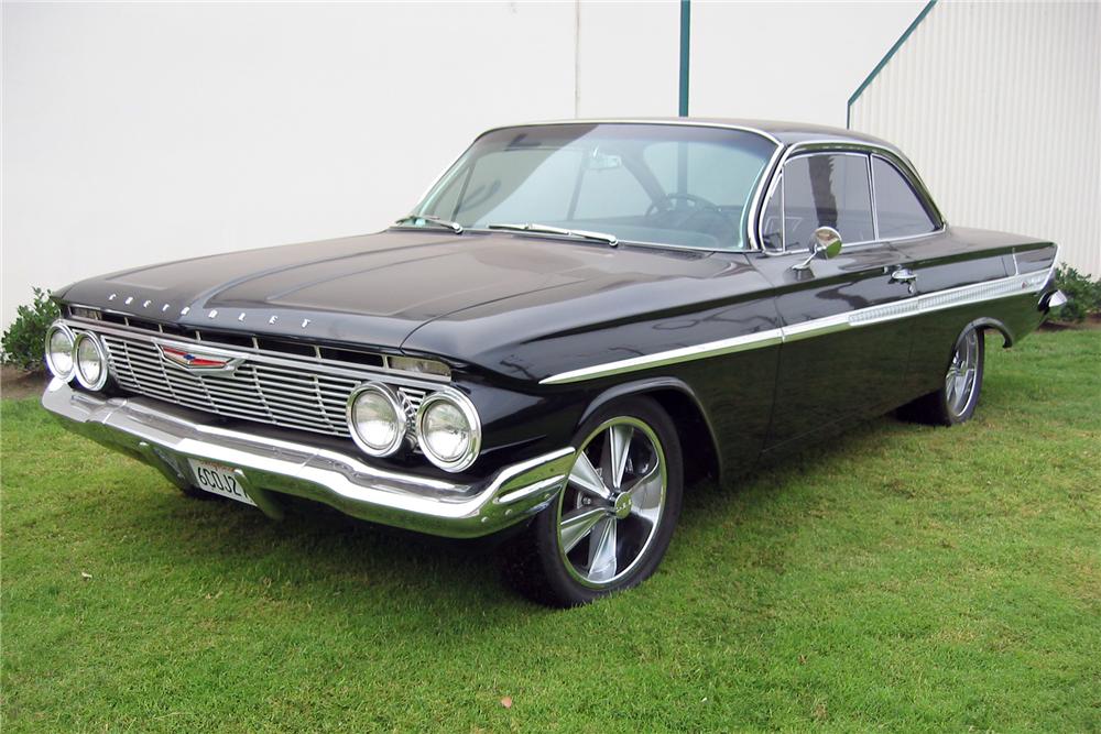 1961 CHEVROLET IMPALA CUSTOM 2 DOOR HARDTOP