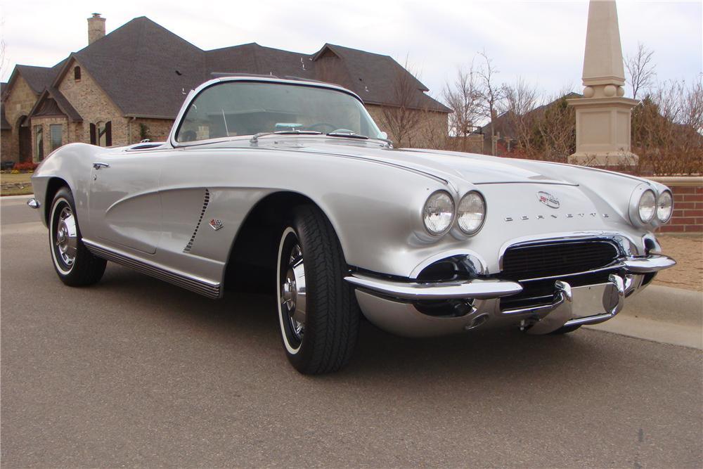 1962 CHEVROLET CORVETTE CONVERTIBLE