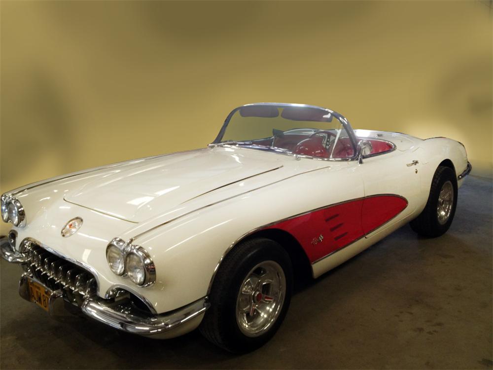 1960 CHEVROLET CORVETTE CUSTOM CONVERTIBLE