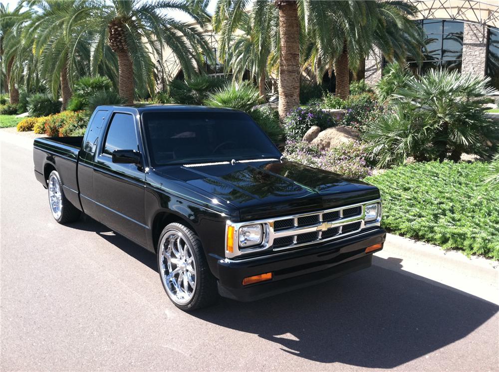 1990 CHEVROLET S-10 CUSTOM PICKUP