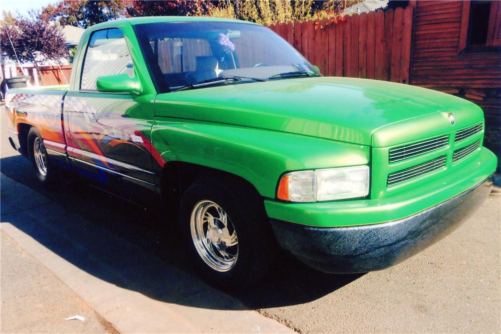 1995 DODGE RAM CUSTOM PICKUP