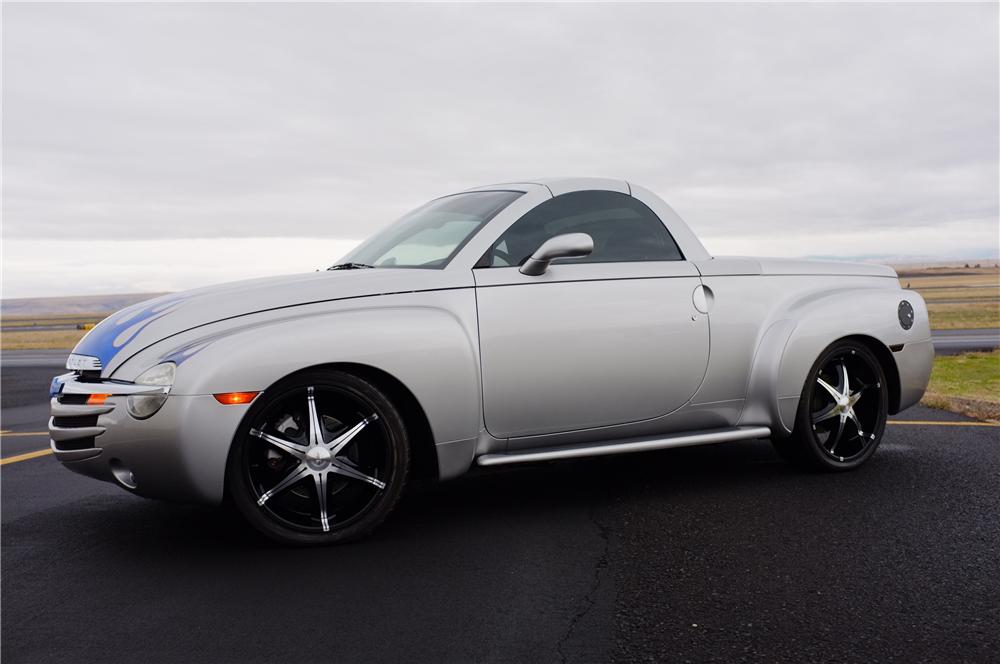 2004 CHEVROLET SSR CUSTOM PICKUP