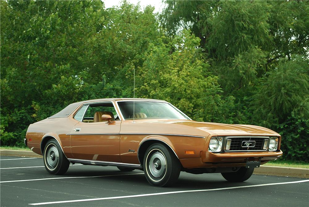 1973 FORD MUSTANG GRANDE 2 DOOR COUPE