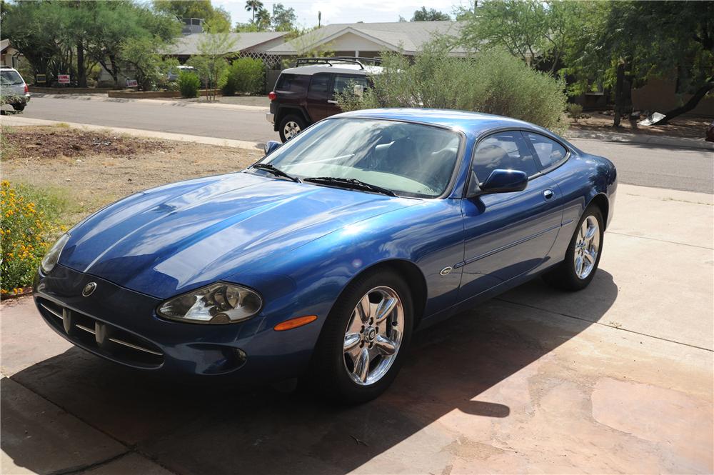 1997 JAGUAR XK8 2 DOOR COUPE