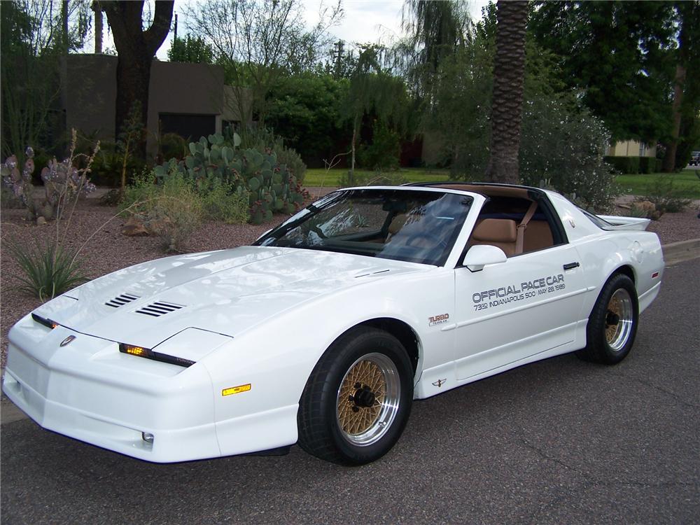 1989 PONTIAC TRANS AM 2 DOOR COUPE