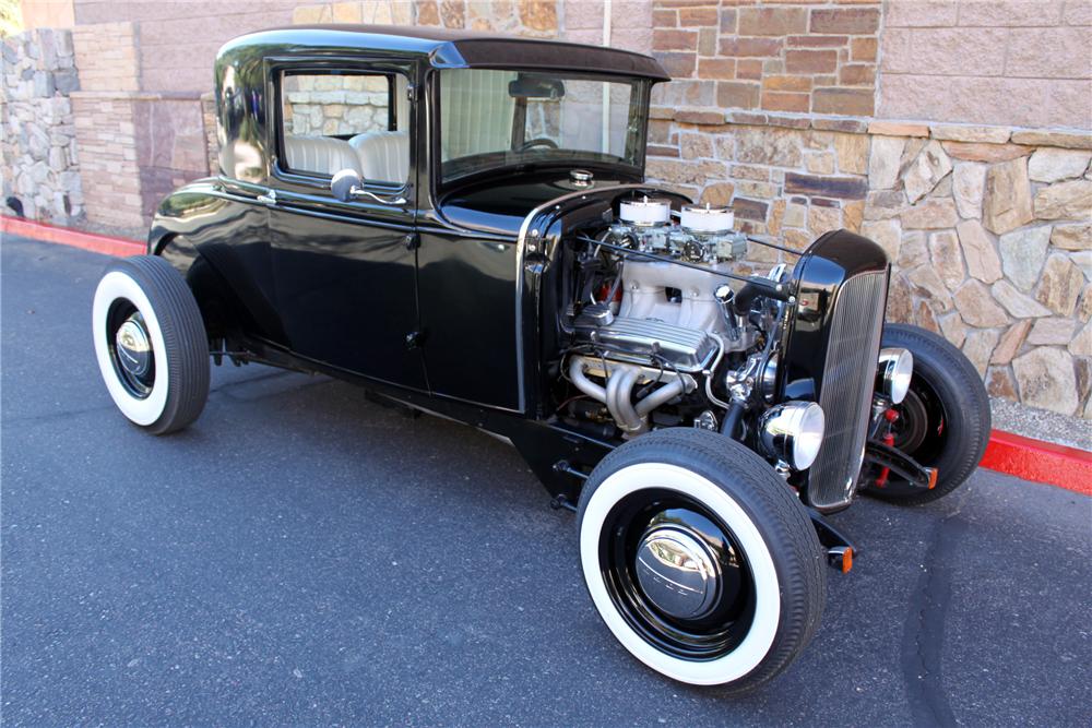 1930 FORD CUSTOM 2 DOOR COUPE