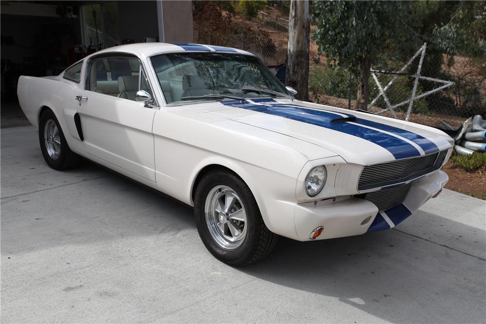 1965 FORD MUSTANG CUSTOM FASTBACK