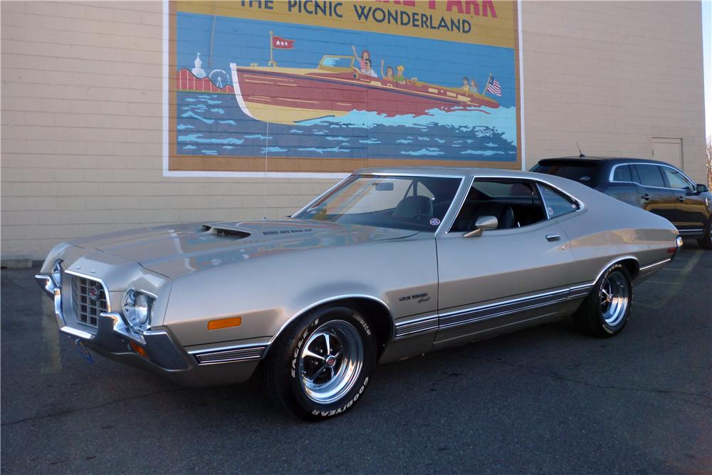 1972 FORD GRAN TORINO CUSTOM FASTBACK