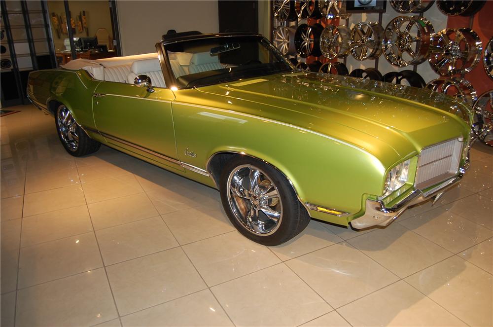 1971 OLDSMOBILE CUTLASS SUPREME CUSTOM CONVERTIBLE