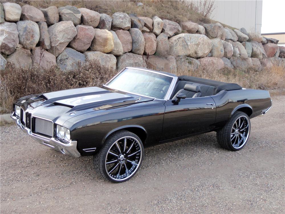 1971 OLDSMOBILE CUTLASS CUSTOM CONVERTIBLE