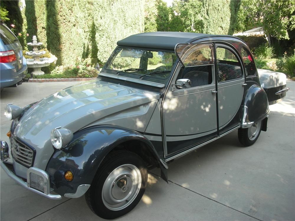 1967 CITROEN DEUX CHAVEAUX CONVERTIBLE