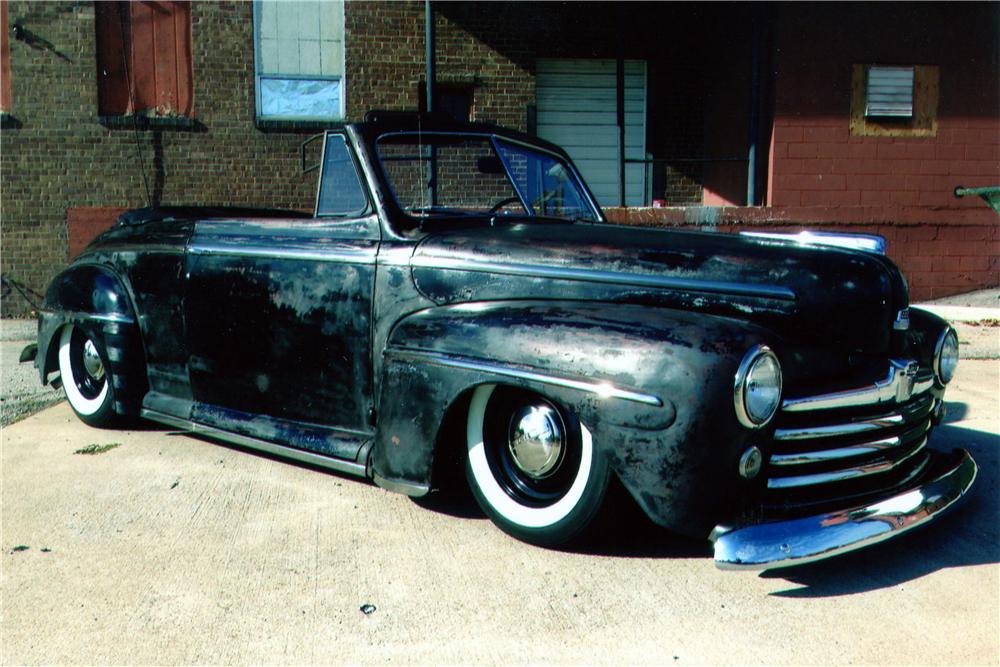 1947 FORD CUSTOM CONVERTIBLE