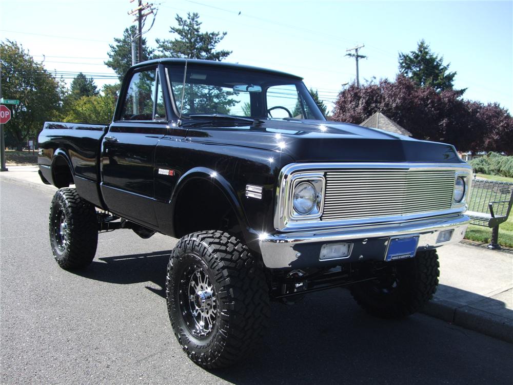 1972 CHEVROLET CHEYENNE CUSTOM 4X4 PICKUP