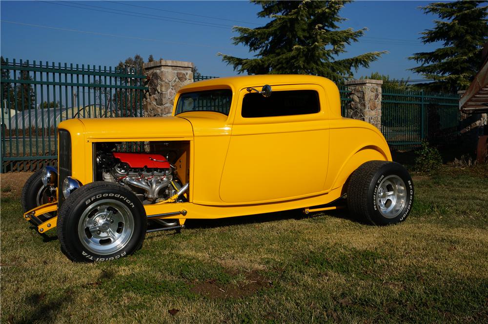 1932 FORD 3 WINDOW CUSTOM COUPE