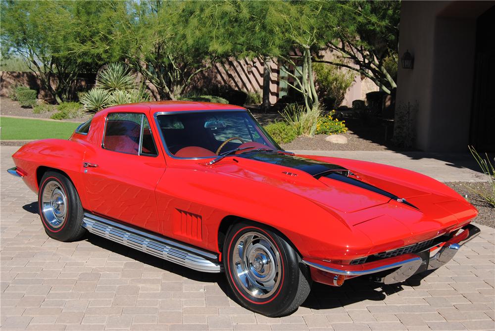 1967 CHEVROLET CORVETTE 2 DOOR COUPE