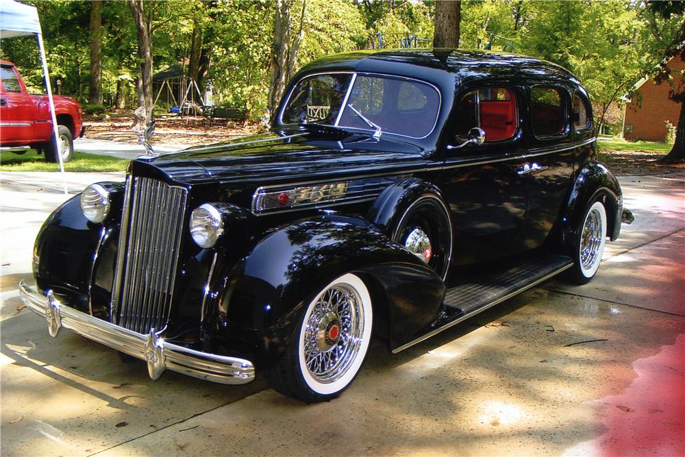 1939 PACKARD SENIOR 127 CUSTOM 4 DOOR SEDAN