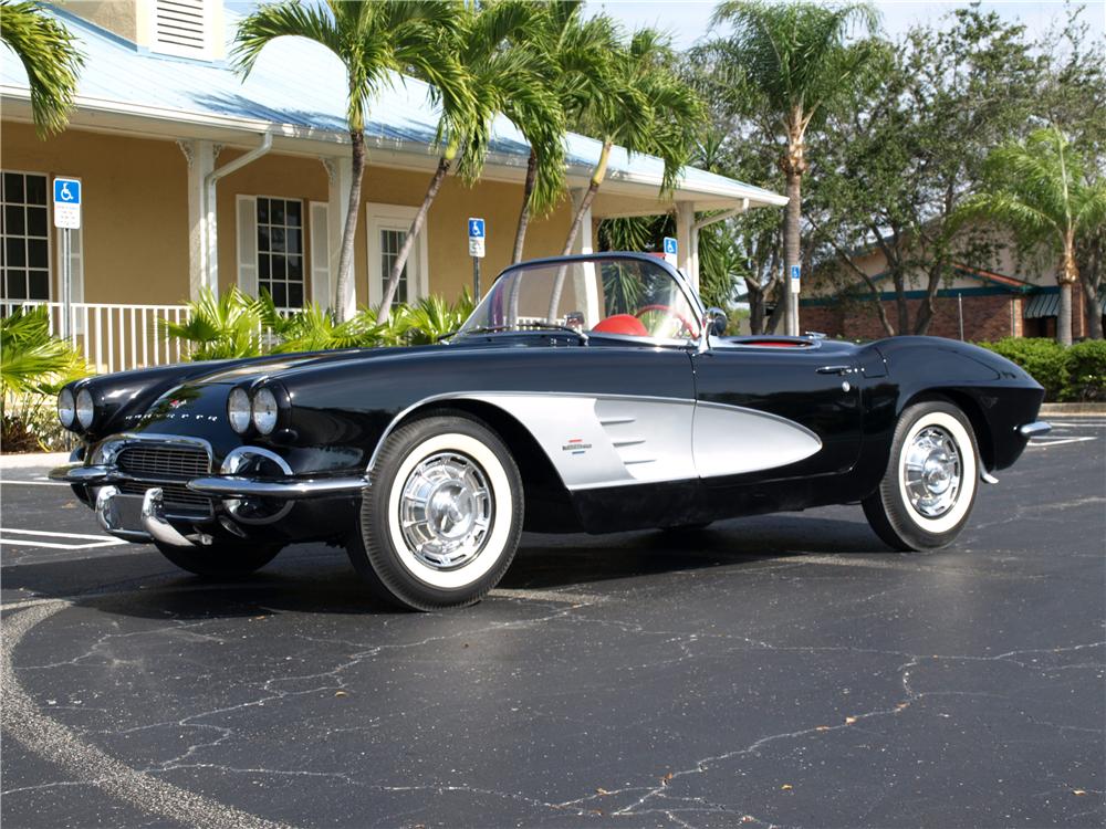 1961 CHEVROLET CORVETTE CONVERTIBLE