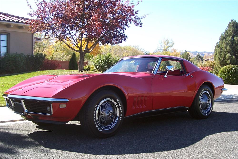 1968 CHEVROLET CORVETTE 2 DOOR COUPE