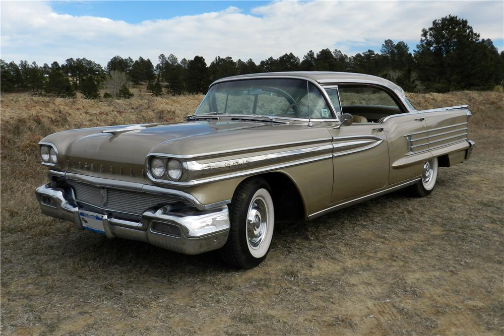 1958 OLDSMOBILE HOLIDAY 98 4 DOOR HARDTOP