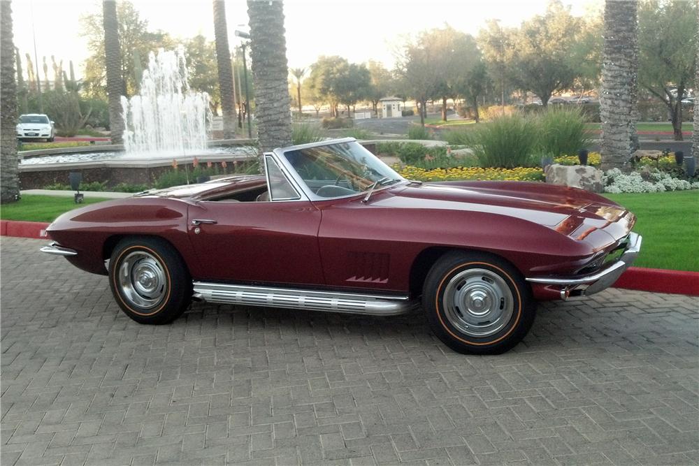 1967 CHEVROLET CORVETTE CONVERTIBLE