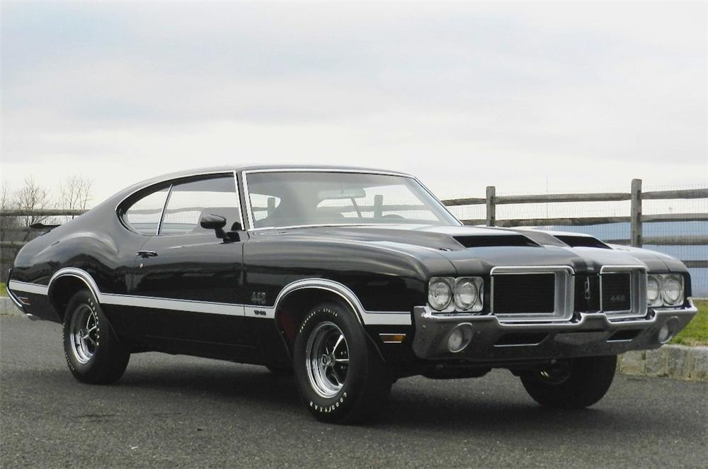 1971 OLDSMOBILE 442 W30 2 DOOR COUPE