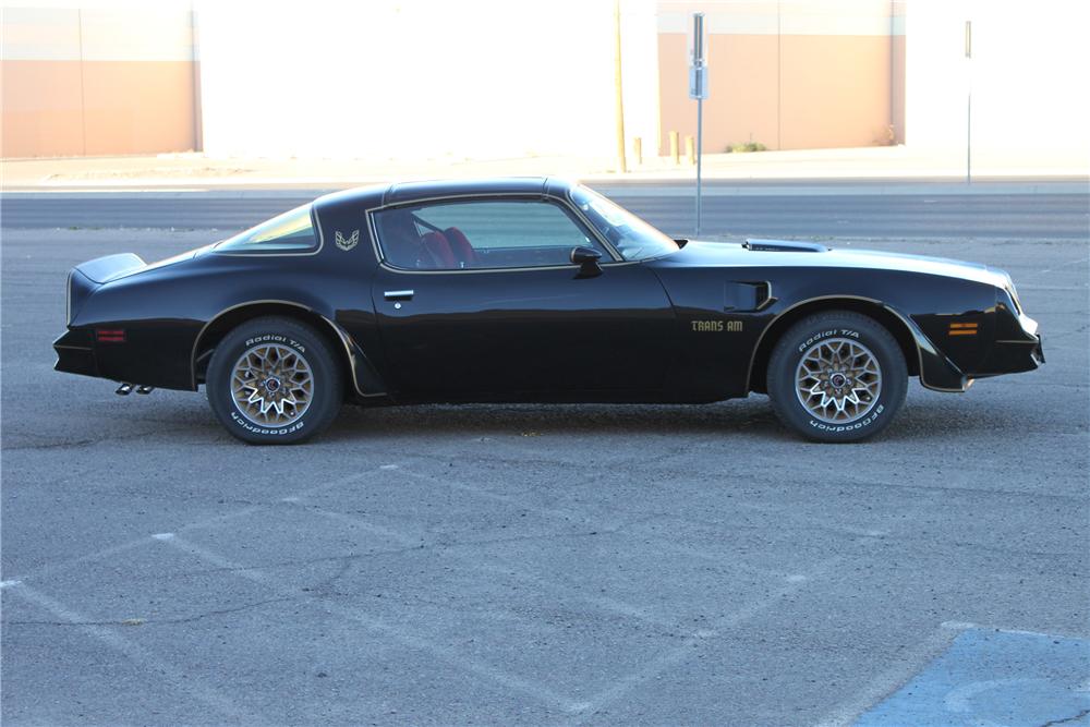 1977 PONTIAC TRANS AM CUSTOM 2 DOOR COUPE