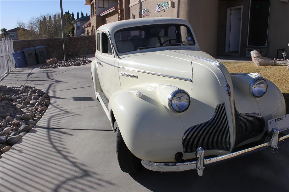 1939 BUICK SPECIAL 4 DOOR SEDAN