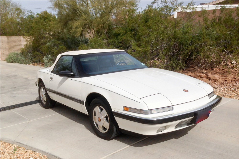 1990 BUICK REATTA CONVERTIBLE