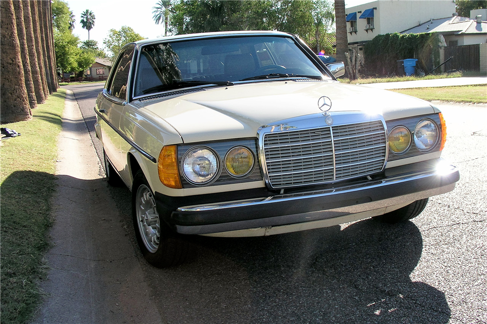 1981 MERCEDES-BENZ 280CE