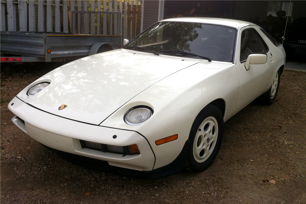 1981 PORSCHE 928